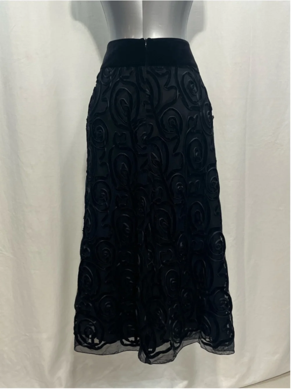 Black Maxi Skirt with Textured Rosette Overlay 12P formal wedding classy 1450